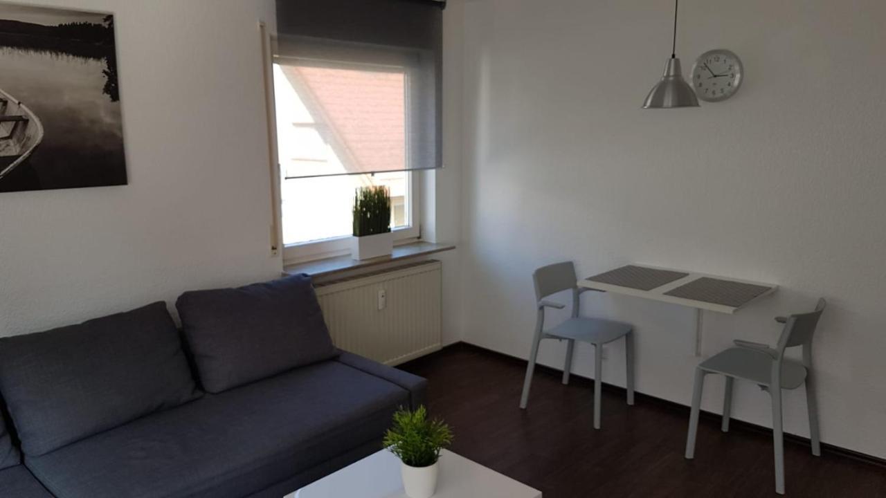 Ferien- Und Businessapartment I Modern Mit Wlan Und Parkplatz Nahe Zentrum, Automobil- Und Tech-Firmen, Messe เรนนิงเงน ภายนอก รูปภาพ